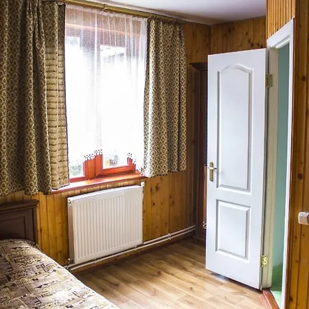 Kryvorizka Palanka Guest house Mykulychyn