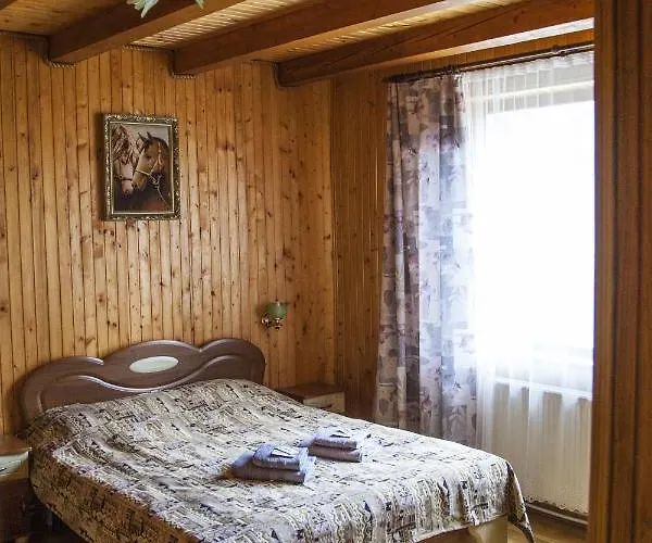 Konukevi Kryvorizka Palanka *